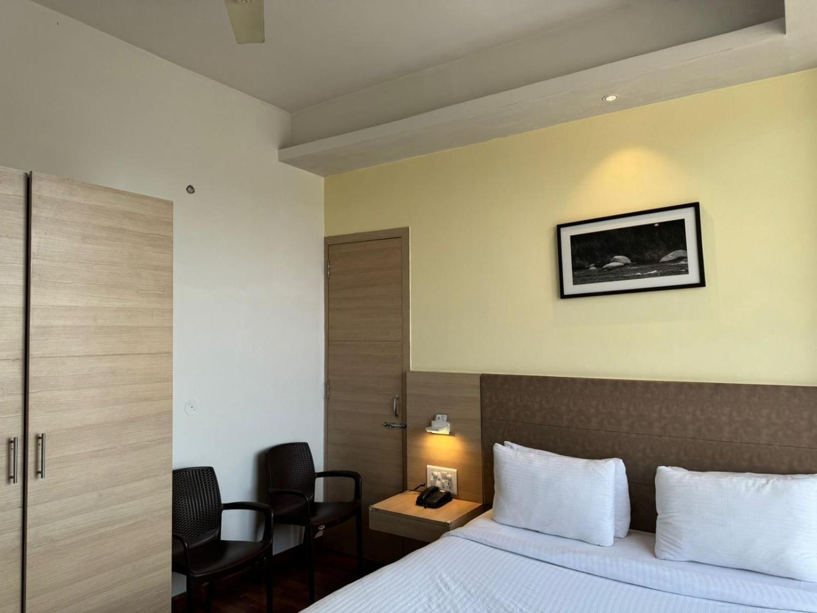 Hotel River Retreat Kangra Exterior foto