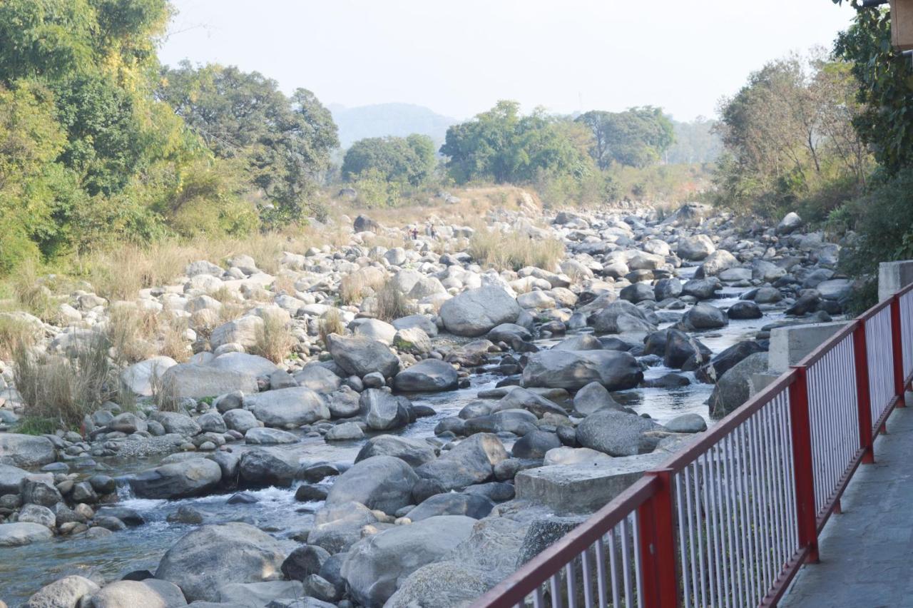 Hotel River Retreat Kangra Exterior foto